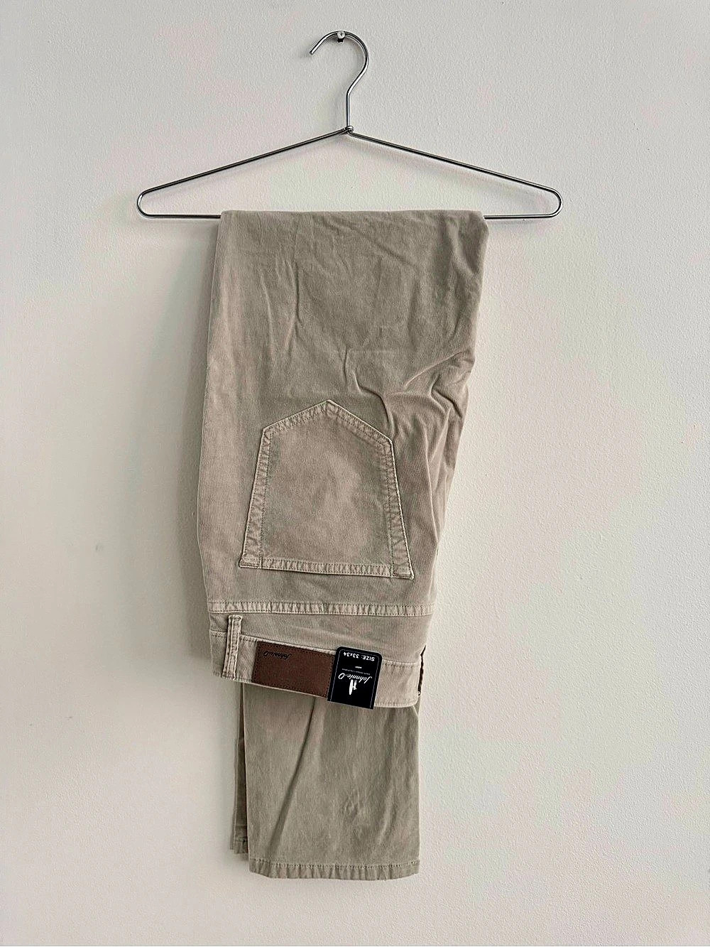 Johnnie-O Hampton Garment-Dyed Corduroy Pant Beige Waist 33 Inseam 34
